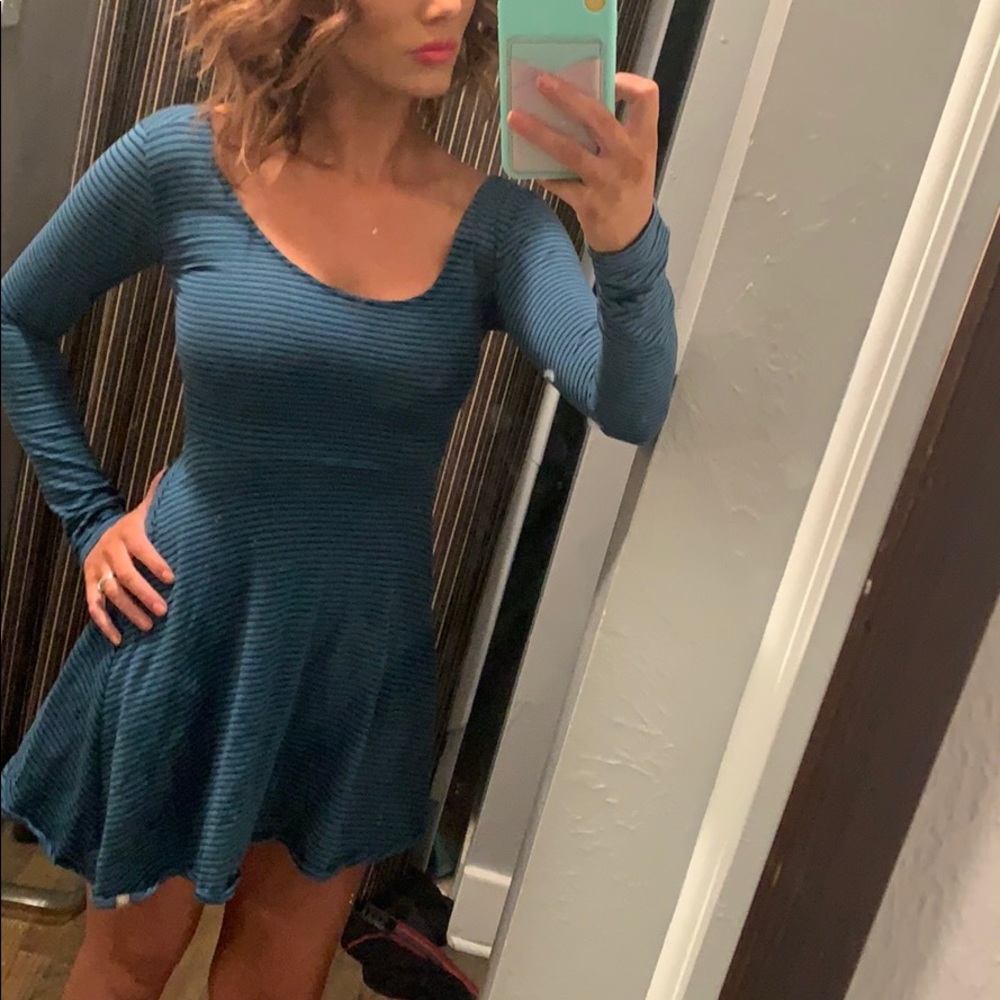 Super cute Element skater dress with cross back